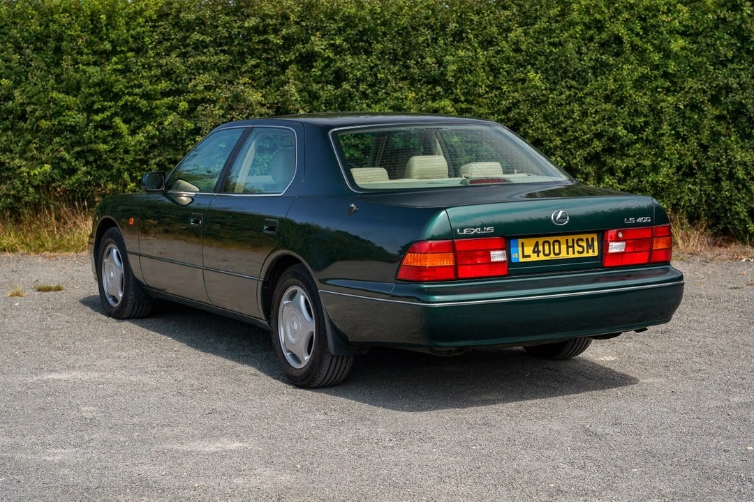 1998 Lexus LS 2nd Gen - Image 26 of 30