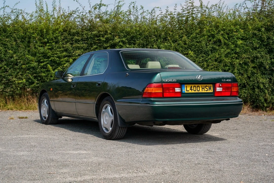 1998 Lexus LS 2nd Gen - Image 27 of 30