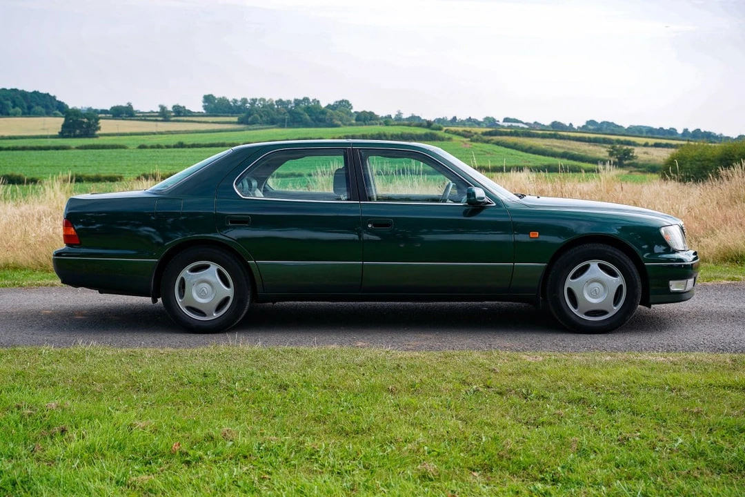 1998 Lexus LS 2nd Gen - Image 6 of 30