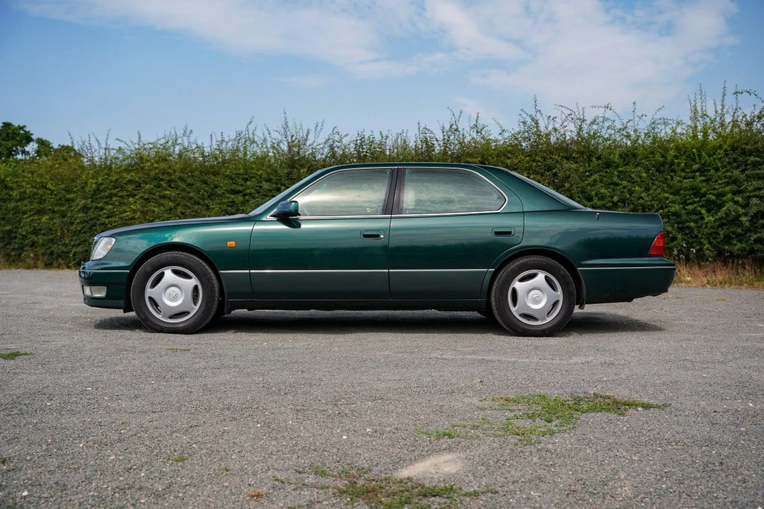 1998 Lexus LS 2nd Gen - Image 30 of 30