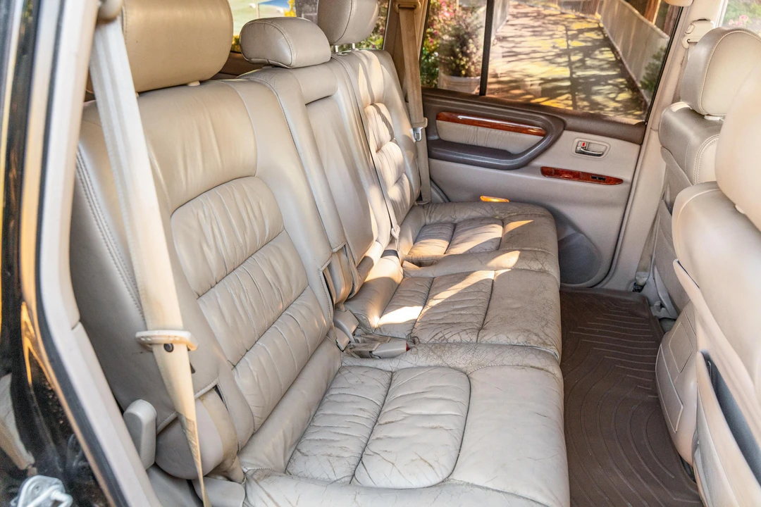 1998 Lexus LX 2nd Gen - Image 30 of 31