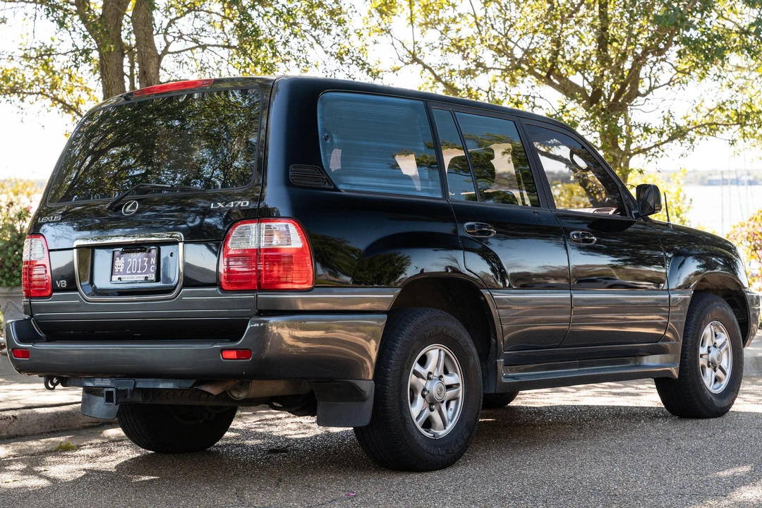 1998 Lexus LX 2nd Gen - Image 4 of 31