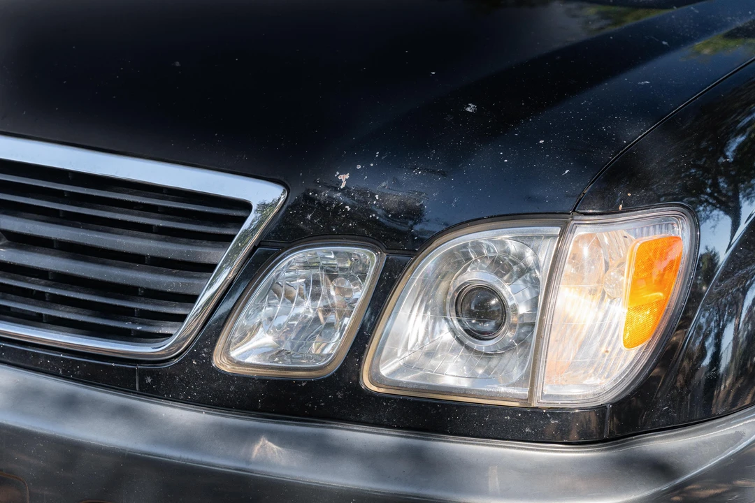 1998 Lexus LX 2nd Gen - Image 11 of 31