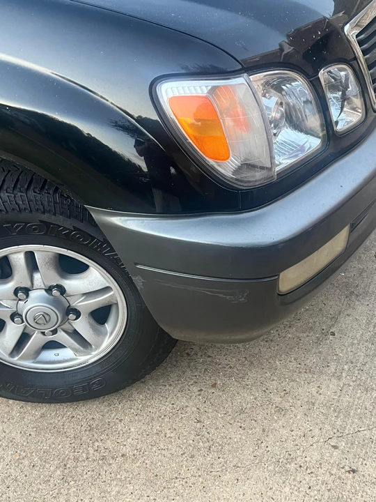 1998 Lexus LX 2nd Gen - Image 16 of 31