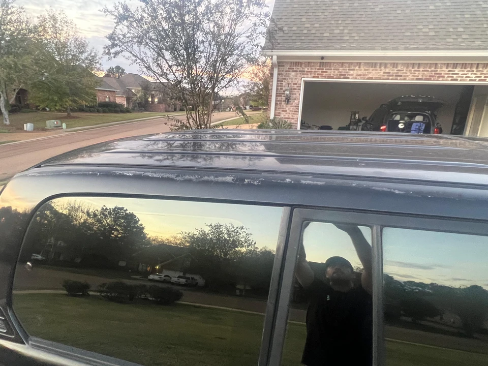 1998 Lexus LX 2nd Gen - Image 18 of 31