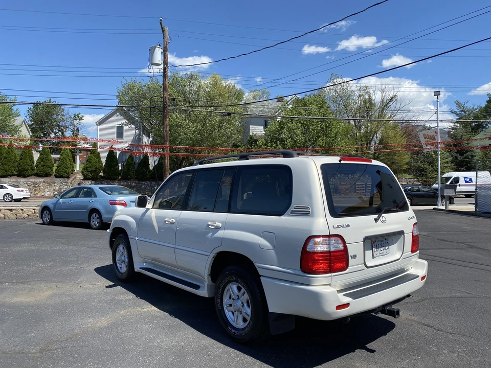 1998 Lexus LX 2nd Gen - Image 13 of 31