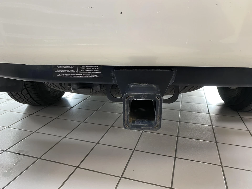 1998 Lexus LX 2nd Gen - Image 23 of 31