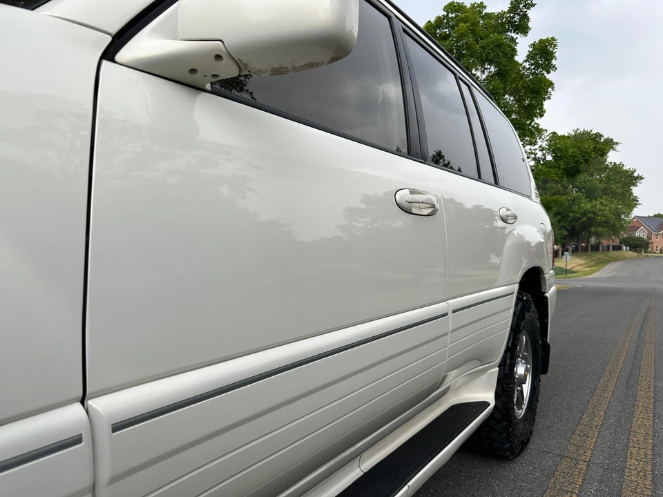 1998 Lexus LX 1st Gen - Image 20 of 31