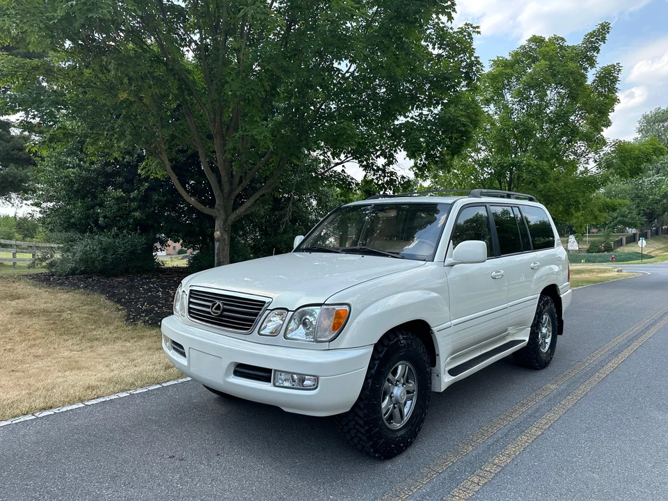 1998 Lexus LX 1st Gen - Image 7 of 31