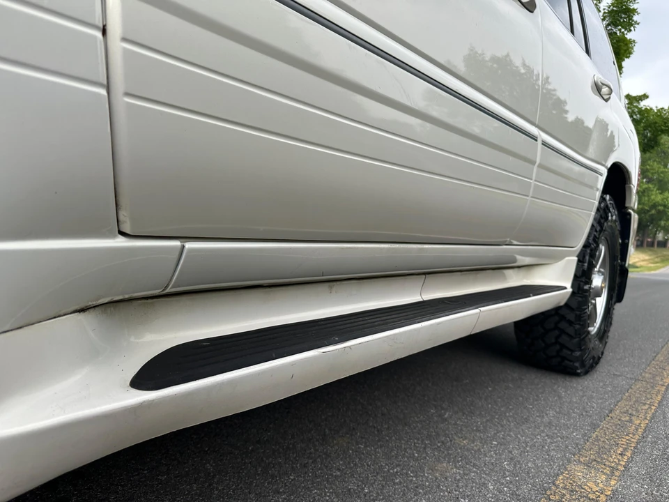1998 Lexus LX 1st Gen - Image 19 of 31