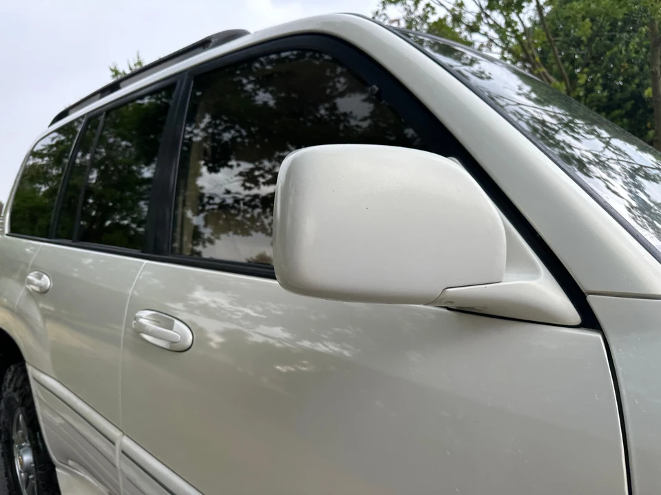 1998 Lexus LX 1st Gen - Image 25 of 31
