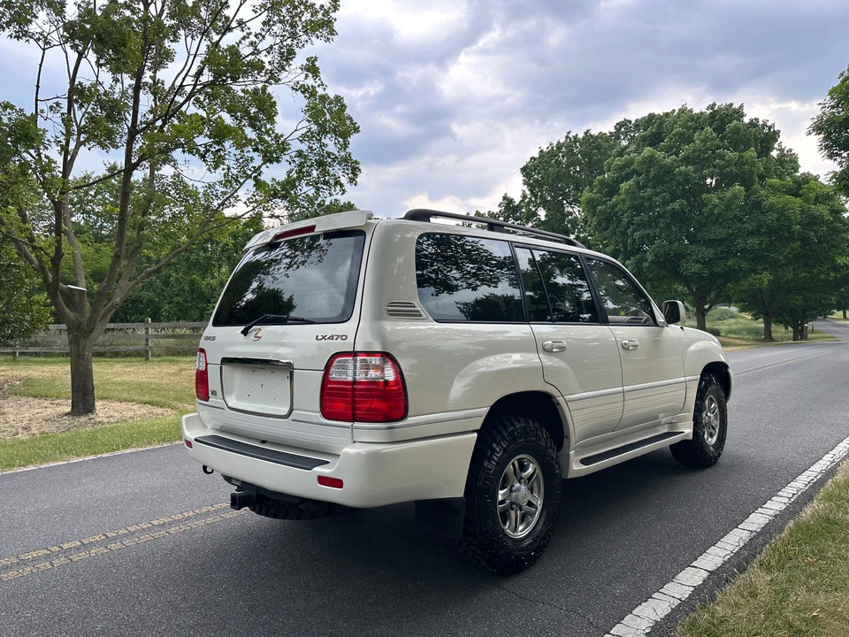 1998 Lexus LX 1st Gen - Image 12 of 31