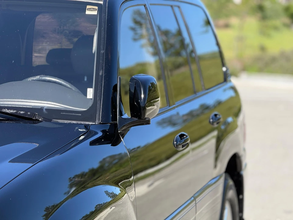 1998 Lexus LX 2nd Gen - Image 15 of 31
