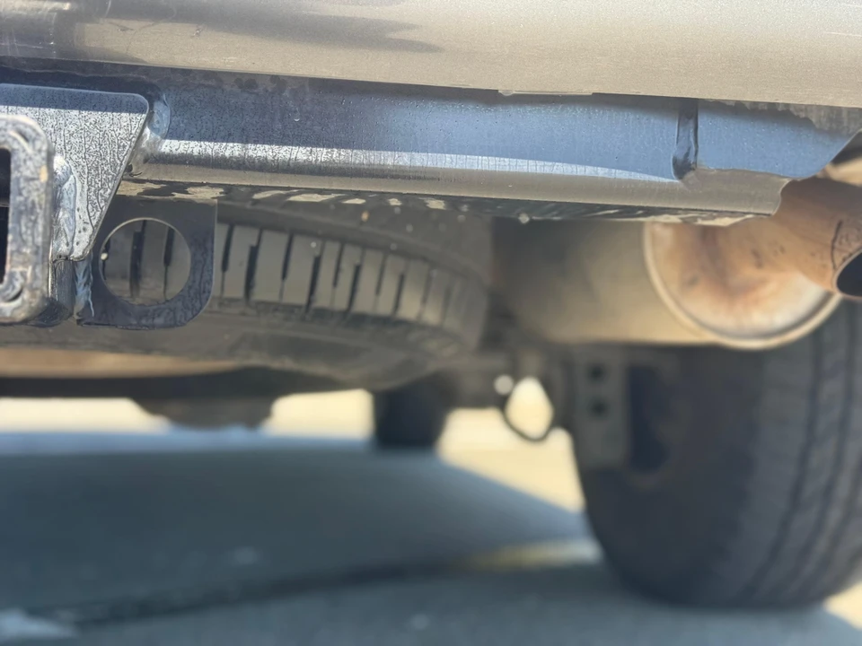 1998 Lexus LX 2nd Gen - Image 21 of 31