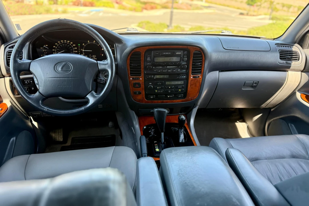 1998 Lexus LX 2nd Gen - Image 31 of 31