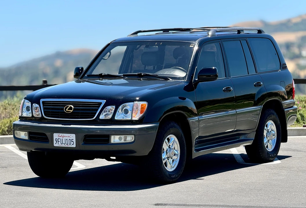 1998 Lexus LX 2nd Gen - Image 8 of 31