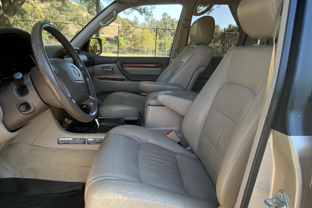 1998 Lexus LX 2nd Gen - Image 6 of 9