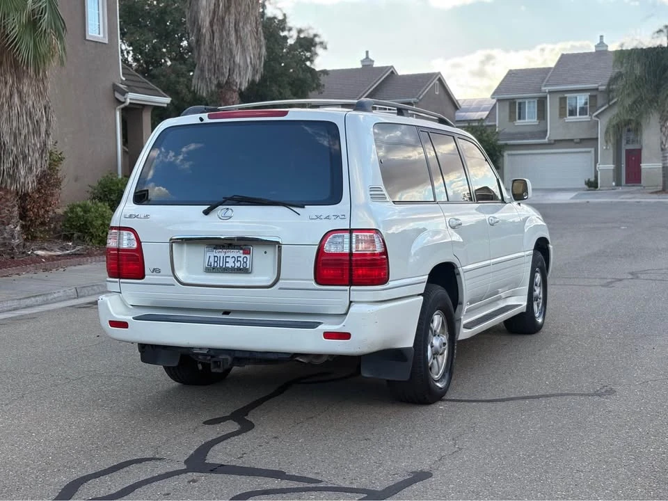 1998 Lexus LX 2nd Gen - Image 6 of 10