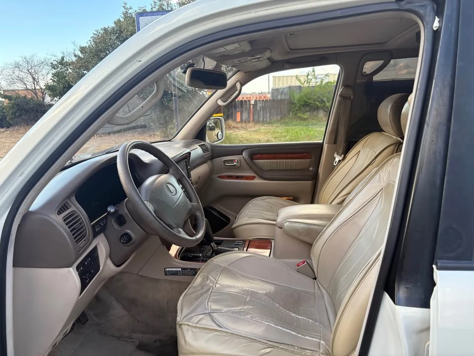 1998 Lexus LX 2nd Gen - Image 7 of 10