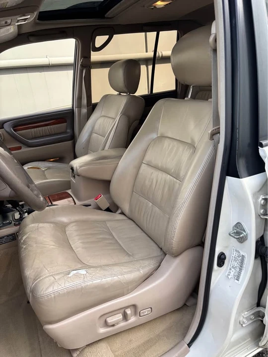 1998 Lexus LX 2nd Gen - Image 12 of 19