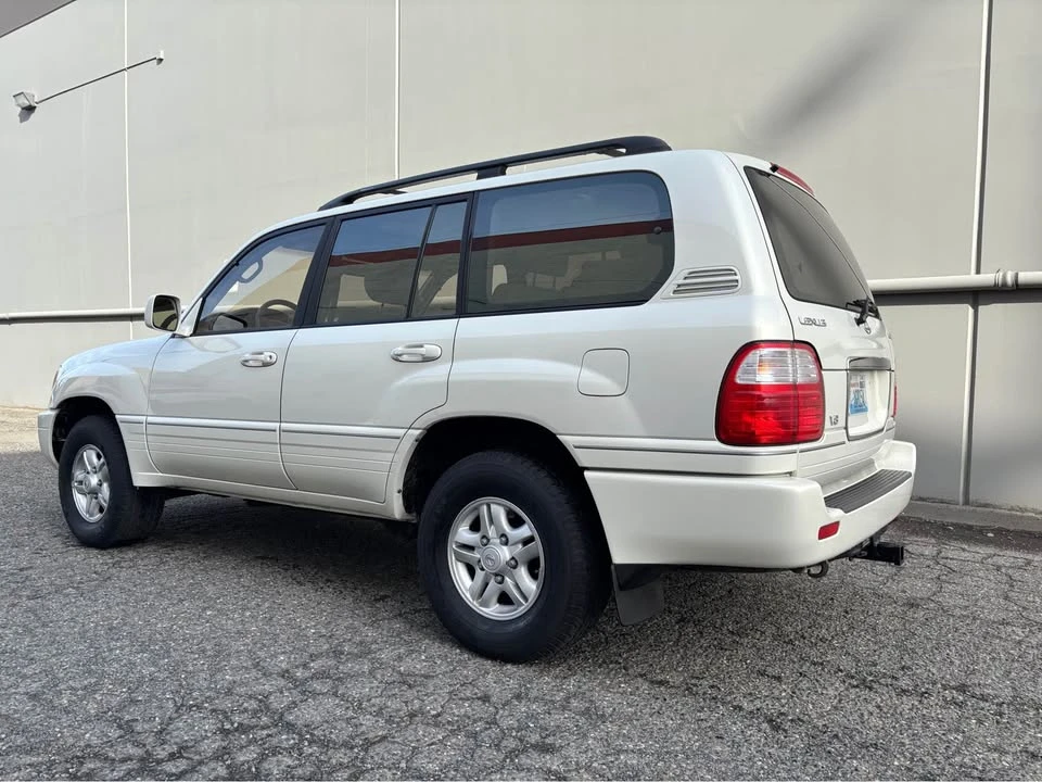 1998 Lexus LX 2nd Gen - Image 9 of 19