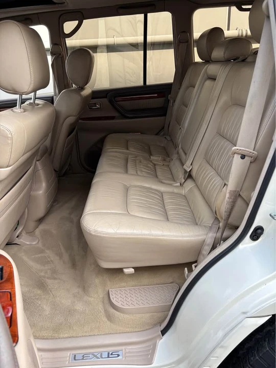 1998 Lexus LX 2nd Gen - Image 17 of 19