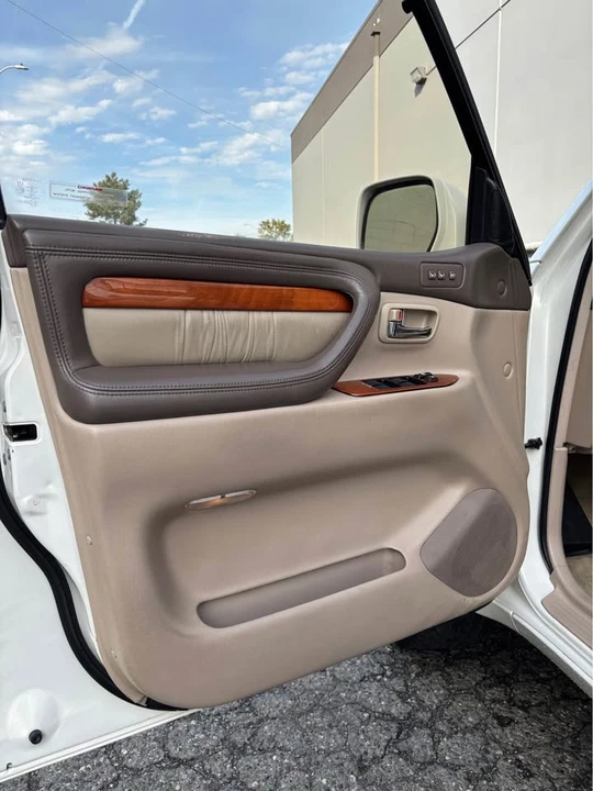 1998 Lexus LX 2nd Gen - Image 13 of 19