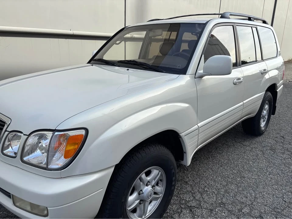 1998 Lexus LX 2nd Gen - Image 7 of 19