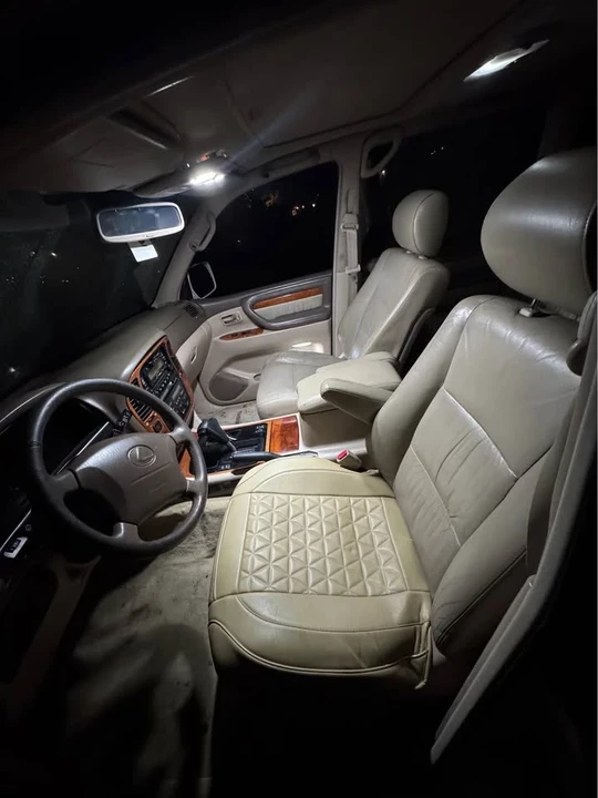1998 Lexus LX 2nd Gen - Image 6 of 8