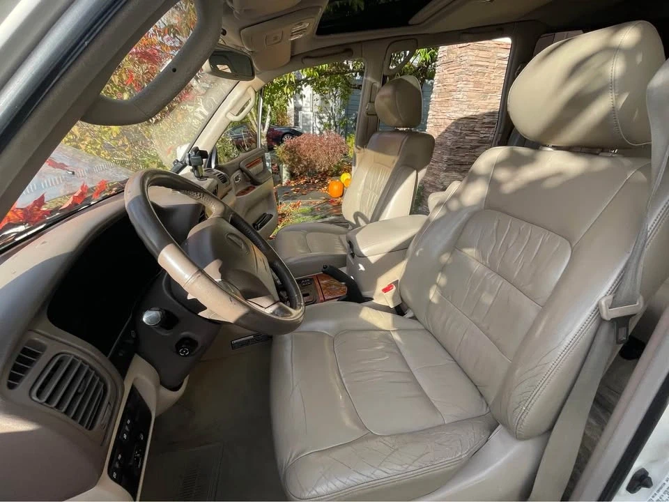 1998 Lexus LX 2nd Gen - Image 18 of 19
