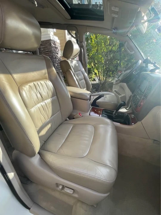 1998 Lexus LX 2nd Gen - Image 16 of 19