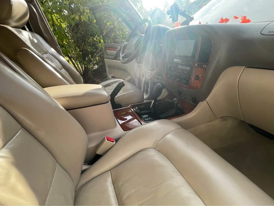 1998 Lexus LX 2nd Gen - Image 15 of 19