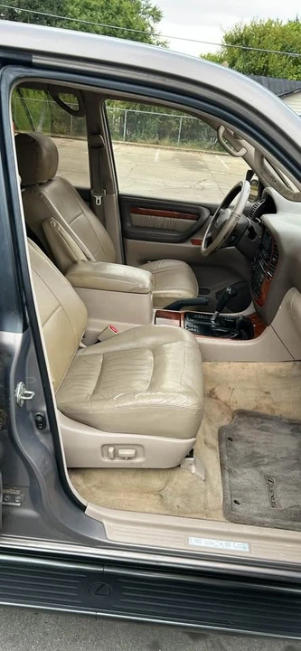 1998 Lexus LX 2nd Gen - Image 14 of 16