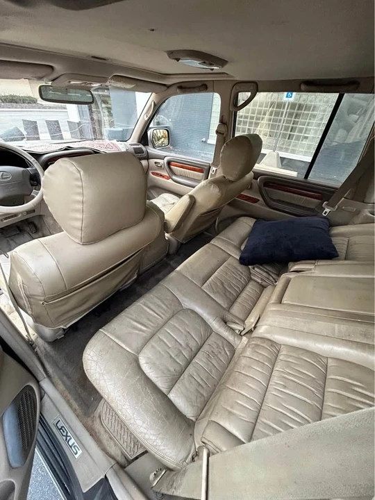 1998 Lexus LX 2nd Gen - Image 14 of 15