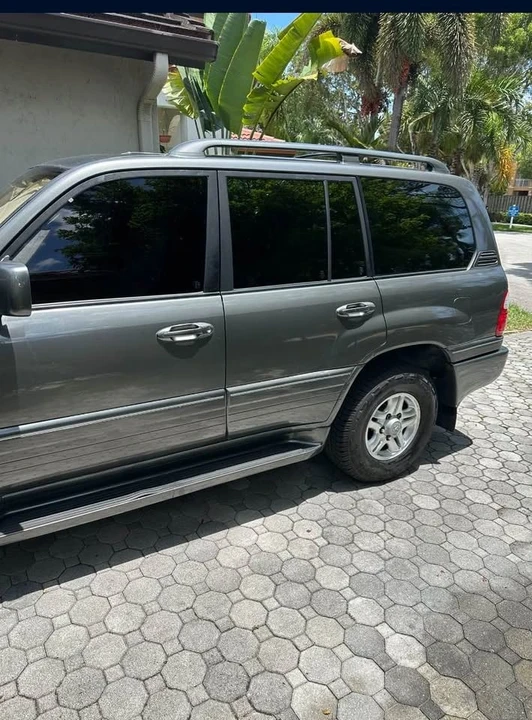 1998 Lexus LX 1st Gen - Image 2 of 10