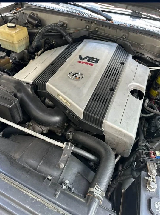 1998 Lexus LX 1st Gen - Image 6 of 10