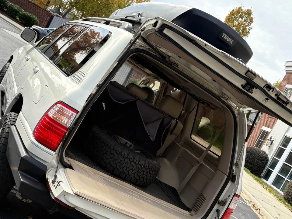 1998 Lexus LX 2nd Gen - Image 11 of 14