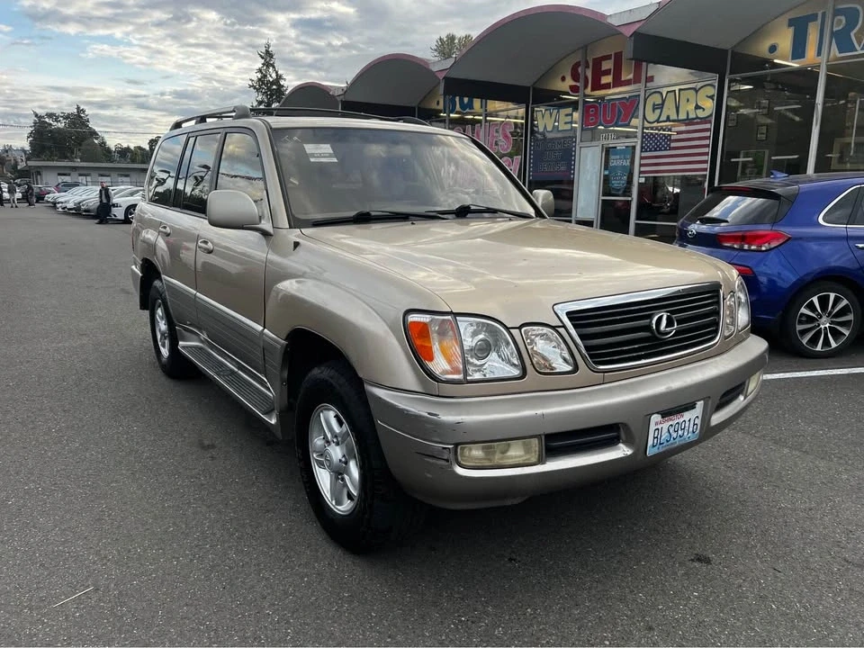 1998 Lexus LX 2nd Gen - Image 3 of 12