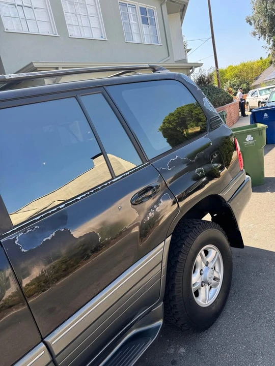 1998 Lexus LX 2nd Gen - Image 6 of 6