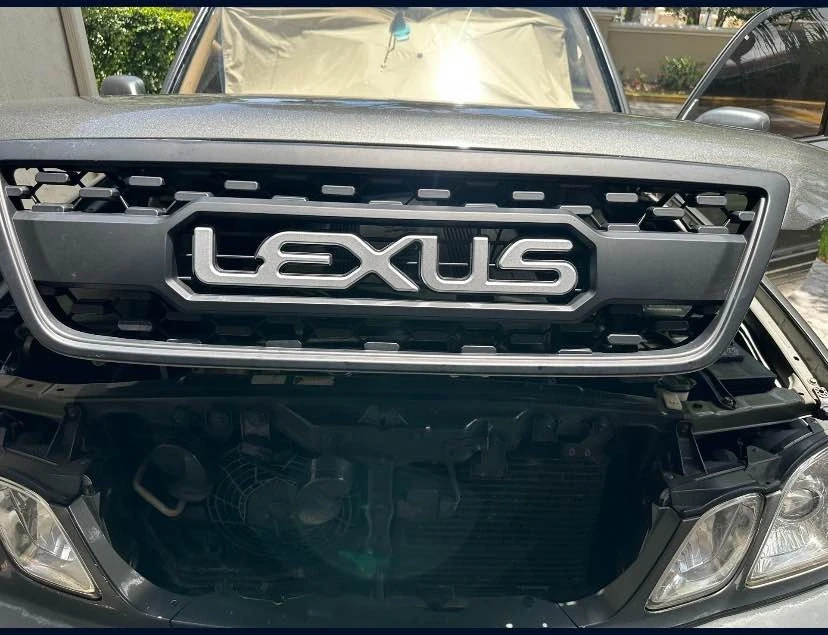 1998 Lexus LX 1st Gen - Image 3 of 10
