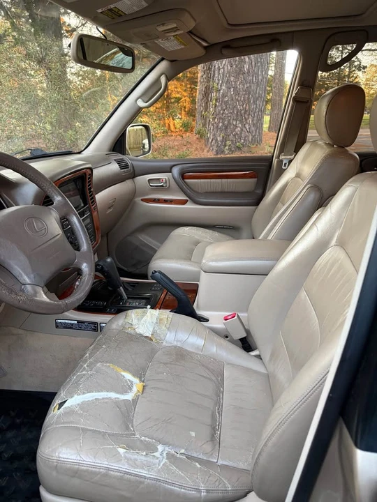 1998 Lexus LX 2nd Gen - Image 10 of 14