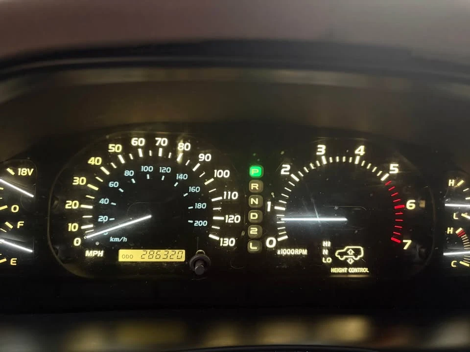 1998 Lexus LX 2nd Gen - Image 14 of 14