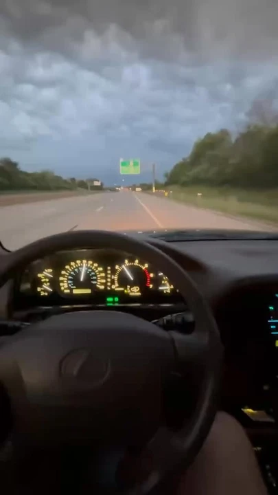 1998 Lexus LX 2nd Gen - Image 21 of 21