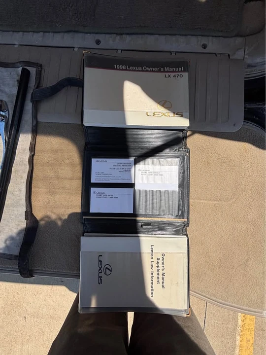 1998 Lexus LX 2nd Gen - Image 10 of 21