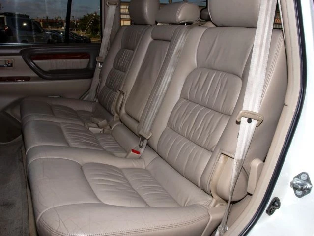 1998 Lexus LX 2nd Gen - Image 14 of 17