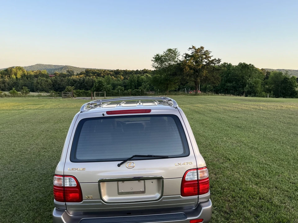 1998 Lexus LX 2nd Gen - Image 22 of 31