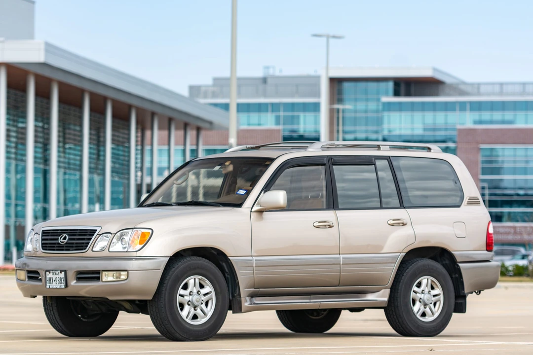 1998 Lexus LX 2nd Gen - Image 2 of 31