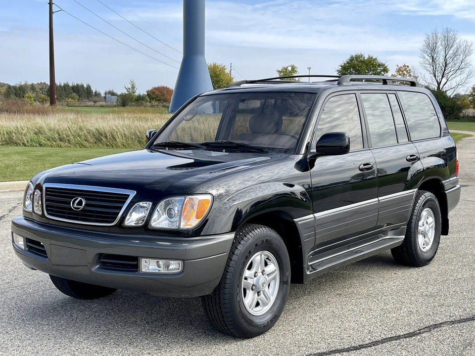 1998 Lexus LX 2nd Gen - Image 4 of 31
