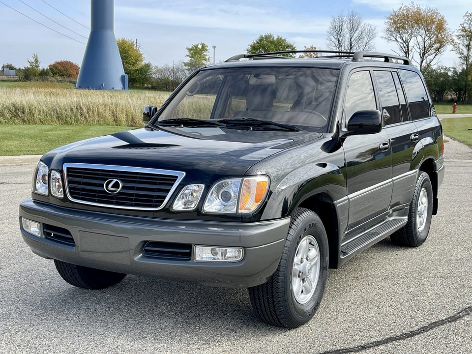 1998 Lexus LX 2nd Gen - Image 2 of 31