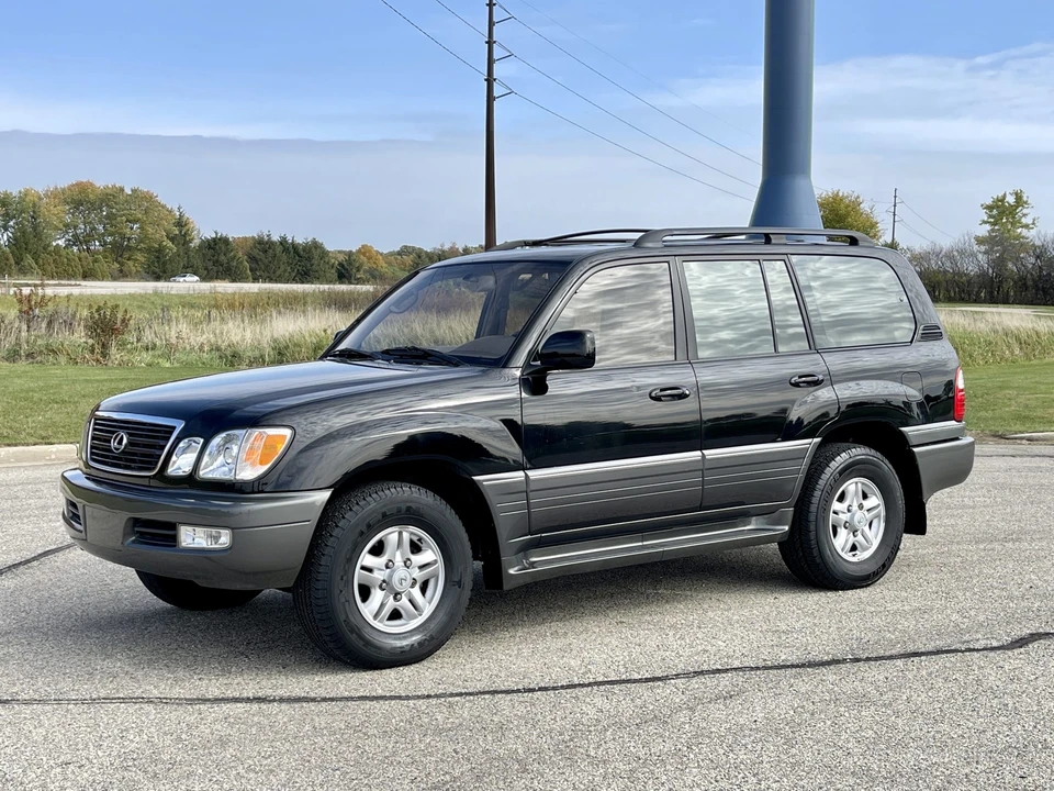 1998 Lexus LX 2nd Gen - Image 8 of 31